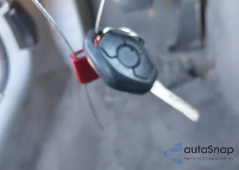 2005 BMW 325Ci z USA, uszkodzony, nr VIN WBABW33435PL36809